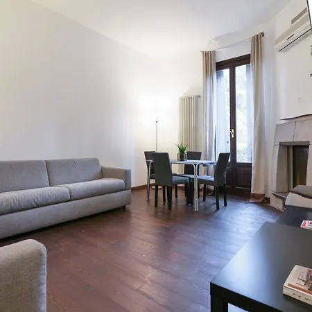Elegant In Porta Romana - Tiraboschi * מילאנו