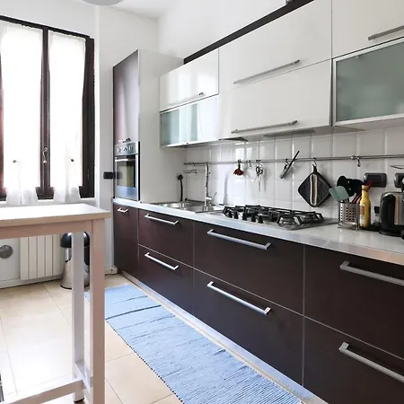 Elegant In Porta Romana - Tiraboschi Apartment *